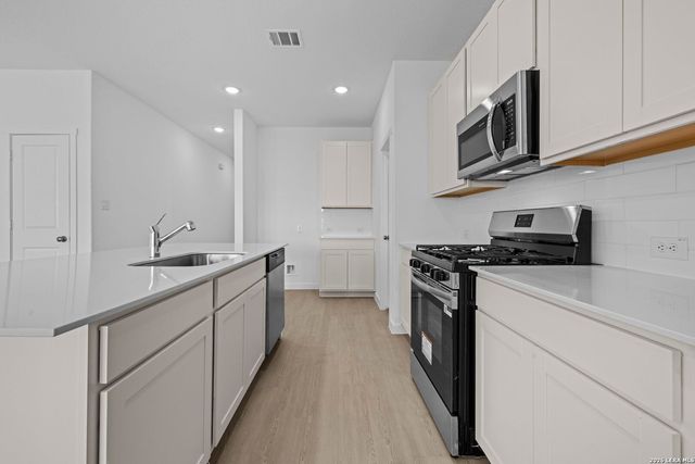 1871 Nuthatch Ridge, New Braunfels, TX 78130