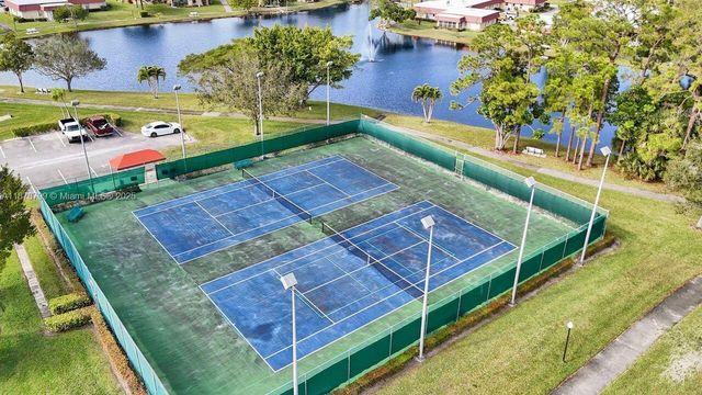 604 Laconia Cir B, Lake Worth, FL 33467