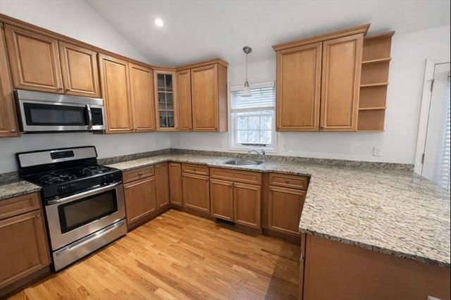 22 Johns Ave, Holbrook, MA 02343