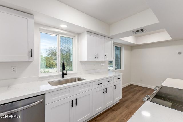 4554 E PARADISE VILLAGE Parkway N 227, Phoenix, AZ 85032