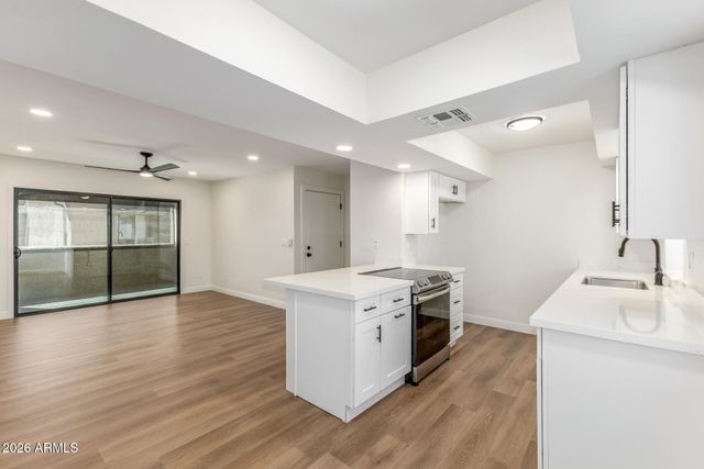 4554 E PARADISE VILLAGE Parkway N 227, Phoenix, AZ 85032