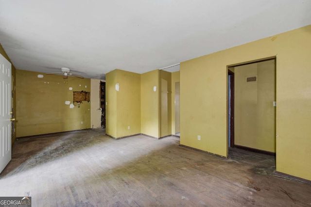 2585 Abner Place NW, Atlanta, GA 30318