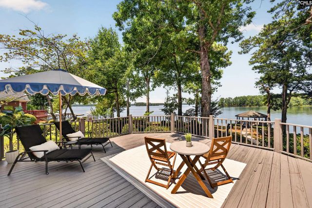 1404 Martins Crossing Court, Gilbert, SC 29054