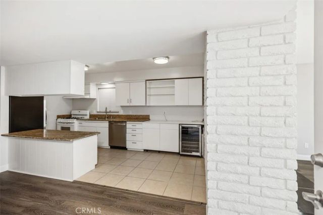 2512 Ocean Boulevard B, Corona Del Mar, CA 92625