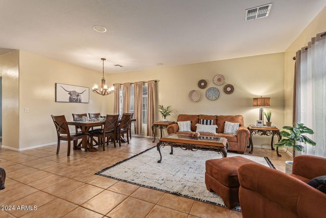 31748 N BLACKFOOT Drive, Queen Creek, AZ 85143