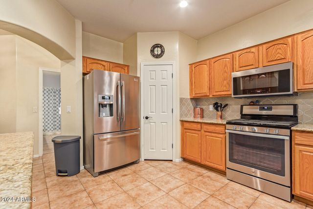 31748 N BLACKFOOT Drive, Queen Creek, AZ 85143