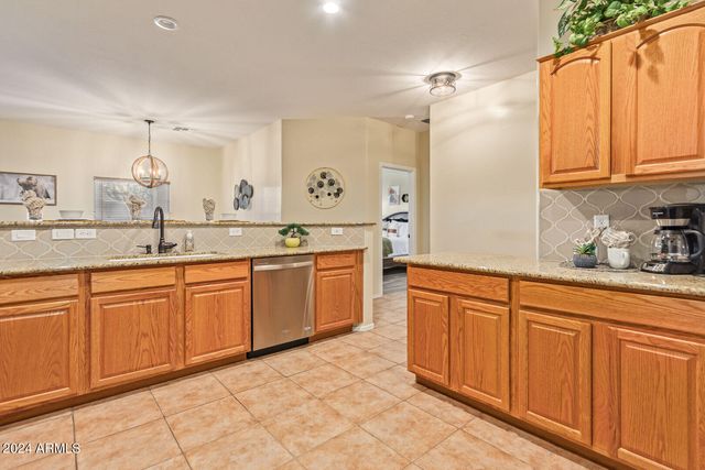 31748 N BLACKFOOT Drive, Queen Creek, AZ 85143