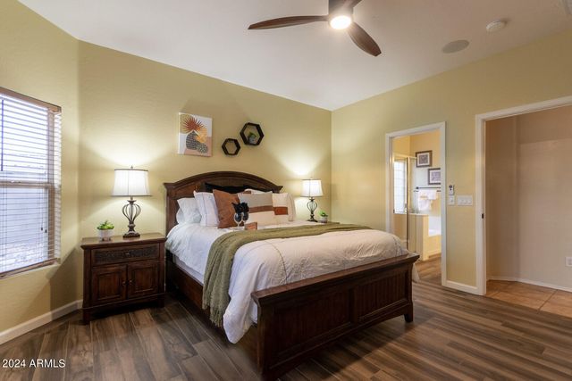 31748 N BLACKFOOT Drive, Queen Creek, AZ 85143