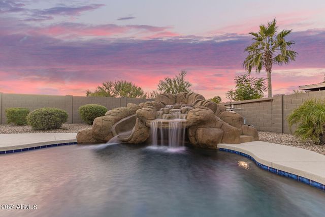 31748 N BLACKFOOT Drive, Queen Creek, AZ 85143
