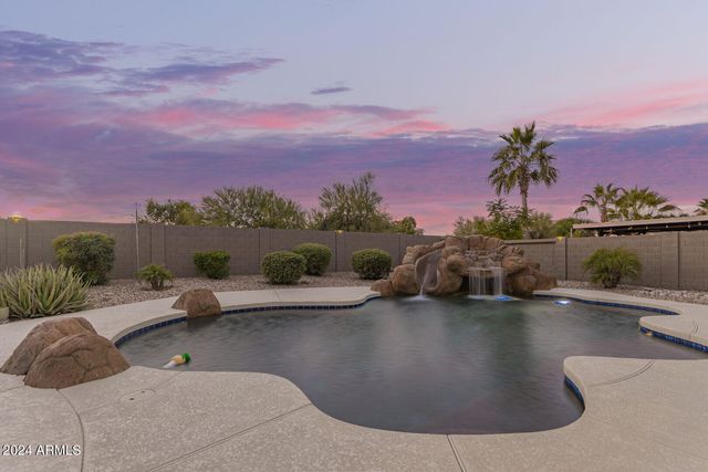 31748 N BLACKFOOT Drive, Queen Creek, AZ 85143