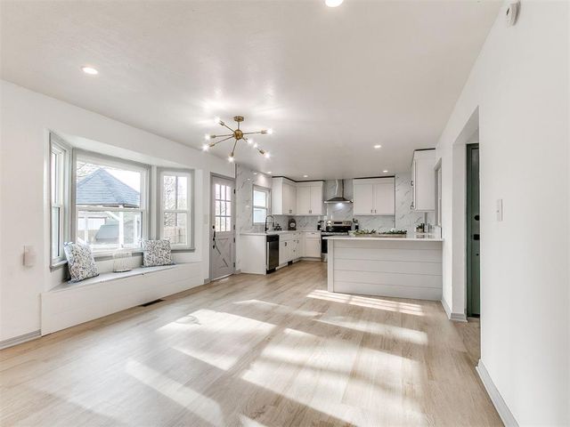 1805 N Philadelphia Avenue, Shawnee, OK 74804