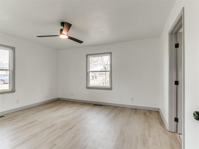 1805 N Philadelphia Avenue, Shawnee, OK 74804