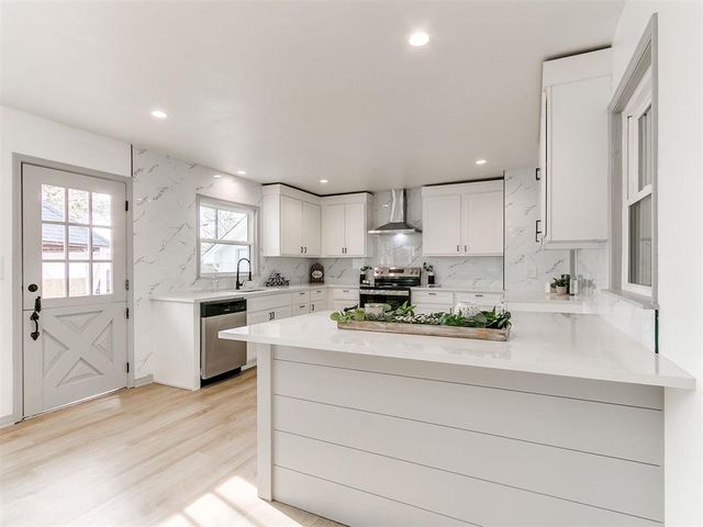 1805 N Philadelphia Avenue, Shawnee, OK 74804