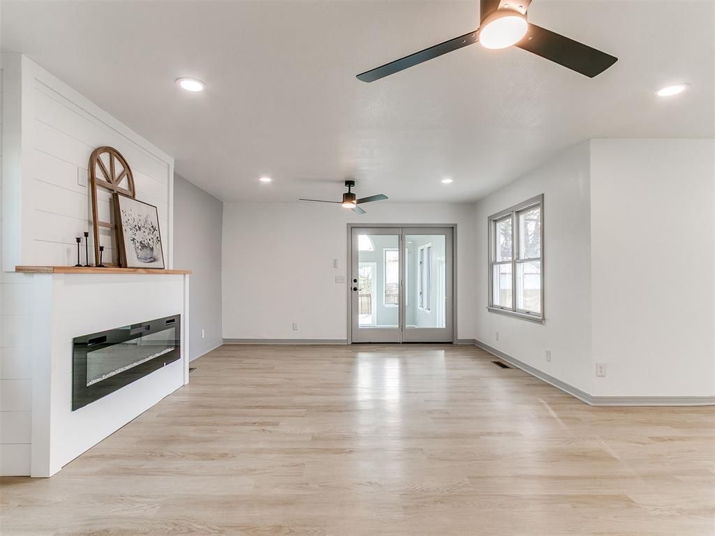 Image 13 of property listing at 1805 N Philadelphia Avenue, Shawnee, OK 74804