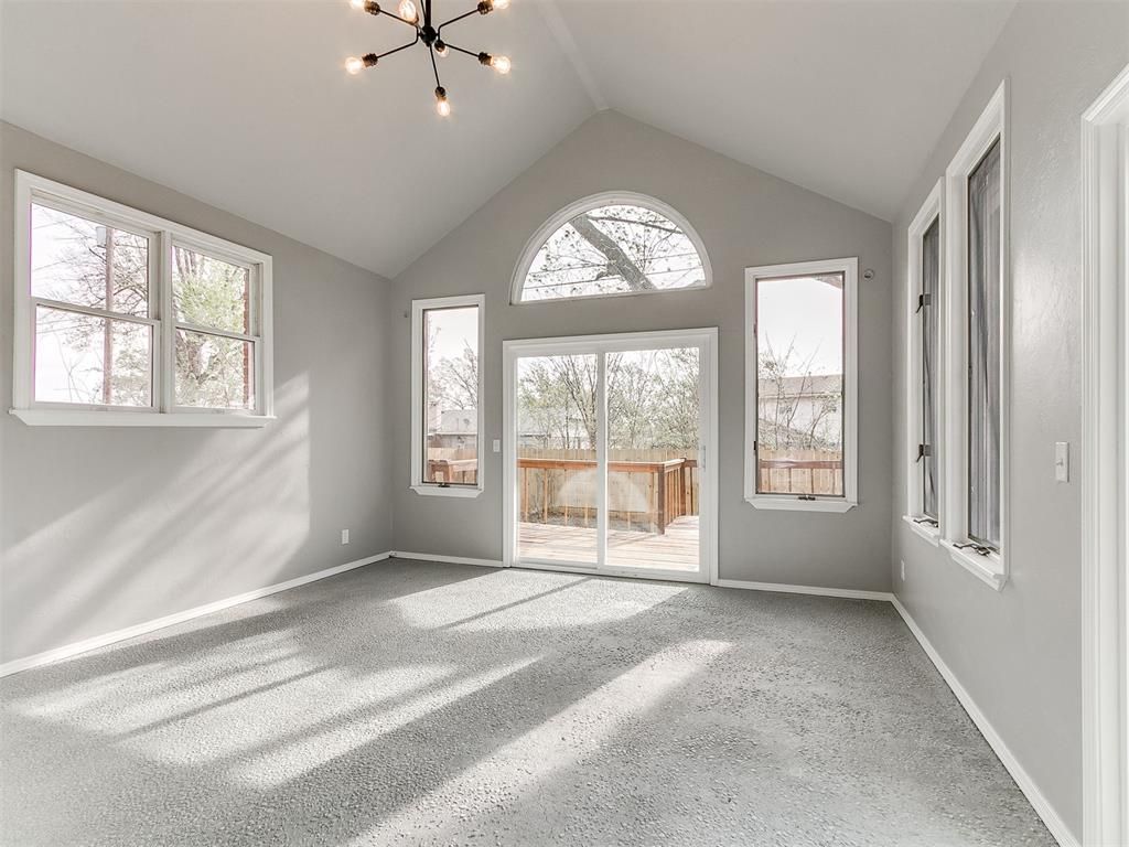 Image 4 of property listing at 1805 N Philadelphia Avenue, Shawnee, OK 74804