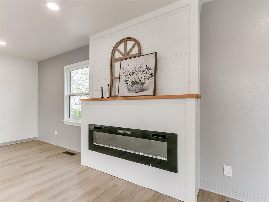 Image 6 of property listing at 1805 N Philadelphia Avenue, Shawnee, OK 74804