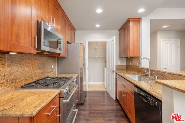 10021 Tabor Street 109, Los Angeles, CA 90034