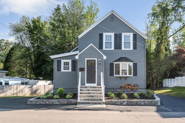 19 Butler Ave, Wakefield, MA 01880