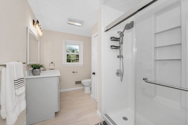 19 Butler Ave, Wakefield, MA 01880