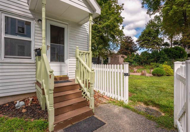 33 Charlotte Avenue, Nashua, NH 03064