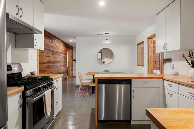 2608 SHERWOOD LN, Austin, TX 78704