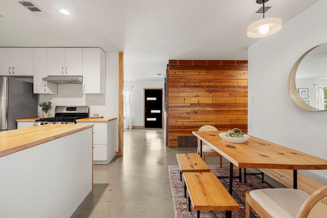 2608 SHERWOOD LN, Austin, TX 78704