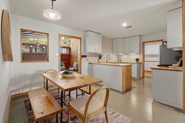 2608 SHERWOOD LN, Austin, TX 78704