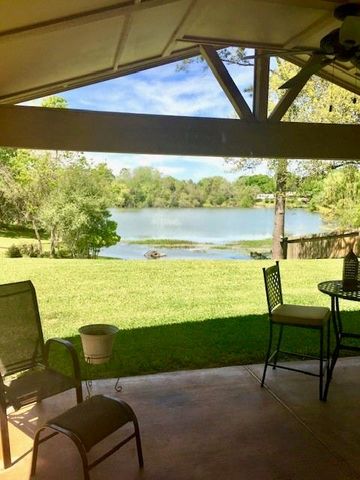 1108 County Road 136a, Alvin, TX 77511