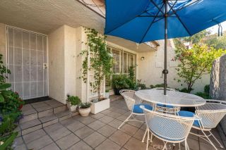 18340 Collins D, Tarzana, CA 91356