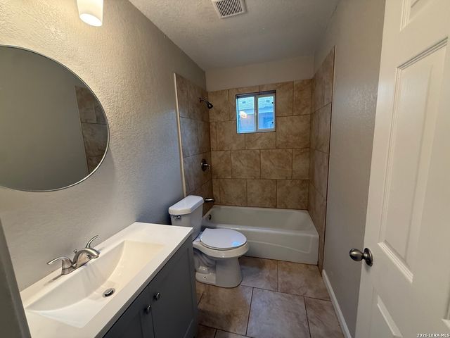 6838 BLUE LAKE DR, San Antonio, TX 78244