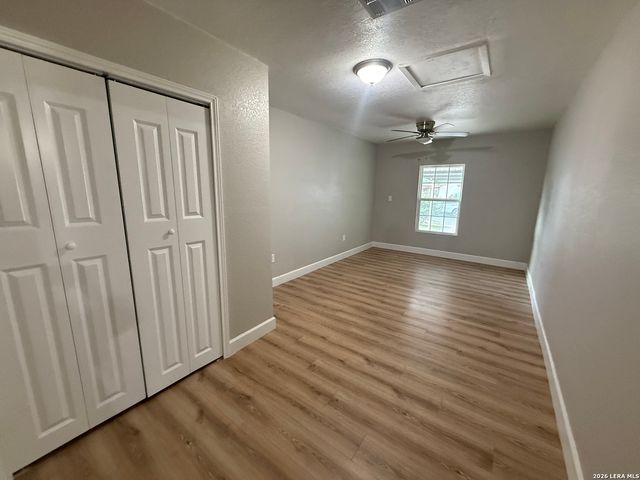 6838 BLUE LAKE DR, San Antonio, TX 78244