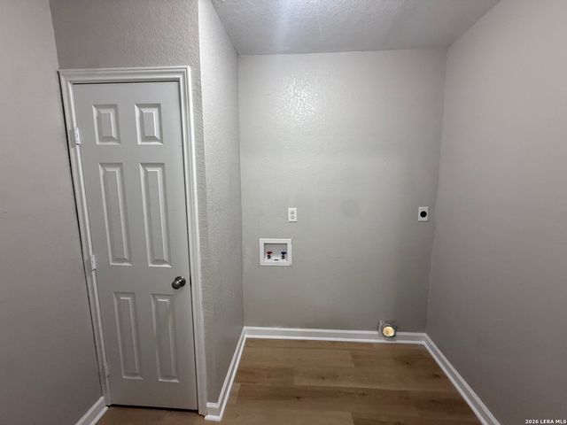6838 BLUE LAKE DR, San Antonio, TX 78244