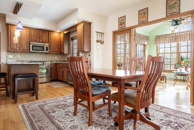 9293 Forest Ridge Drive, Roscoe, IL 61073