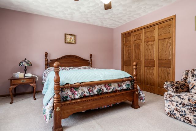 9293 Forest Ridge Drive, Roscoe, IL 61073