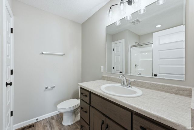 10926 Carob Thorn Trail, Roanoke, IN 46783