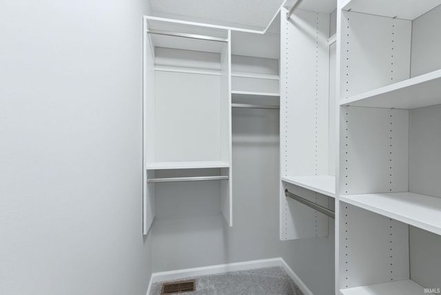 10926 Carob Thorn Trail, Roanoke, IN 46783