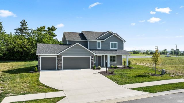 10926 Carob Thorn Trail, Roanoke, IN 46783