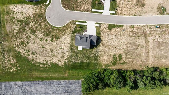 10926 Carob Thorn Trail, Roanoke, IN 46783