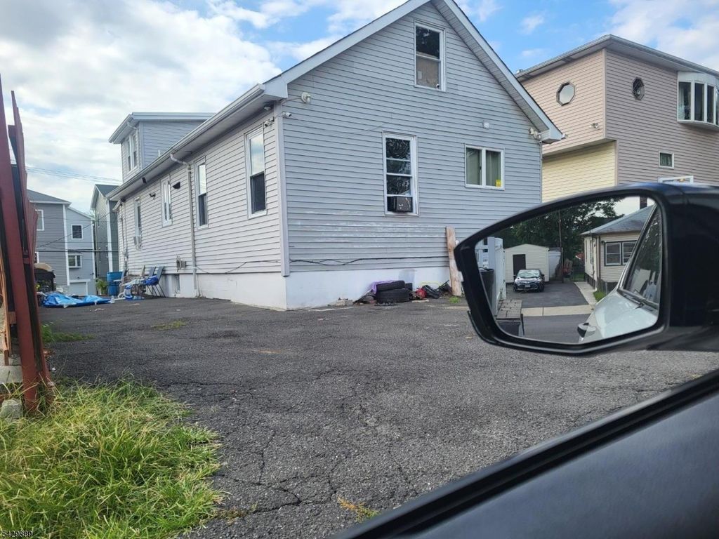 377 5T Ave 2, Paterson City, NJ 07514 — photo 2