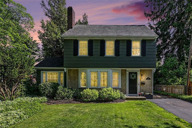 23 Suburba Avenue, Irondequoit, NY 14617