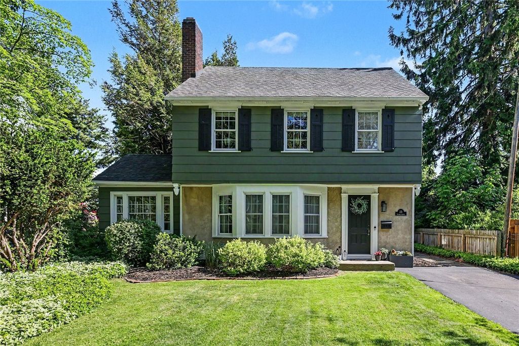 23 Suburba Avenue, Irondequoit, NY 14617