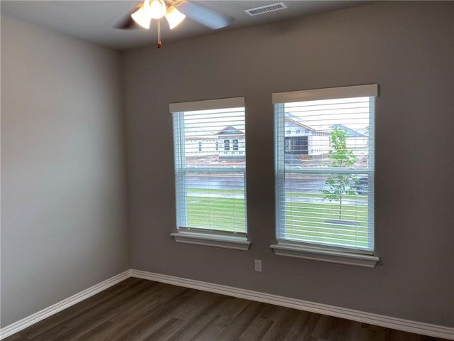 221 Williams Court, Centerton, AR 72719