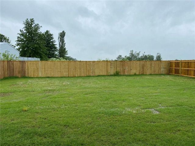 221 Williams Court, Centerton, AR 72719