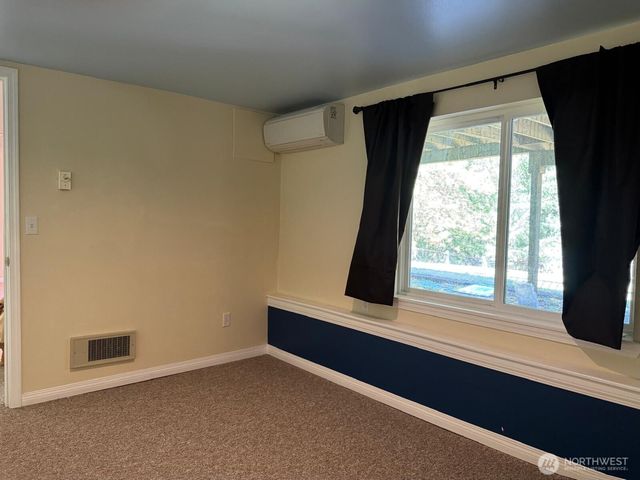 151 W Clark Rd, Shelton, WA 98584