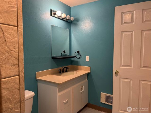 151 W Clark Rd, Shelton, WA 98584