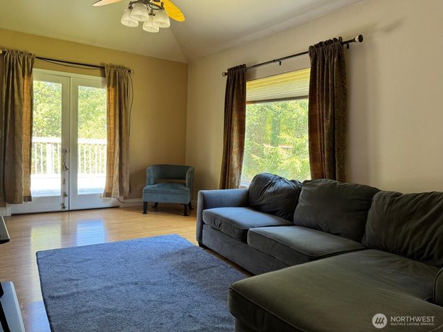 151 W Clark Rd, Shelton, WA 98584