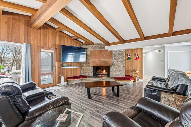 51745 Winding Waters Lane, Elkhart, IN 46514