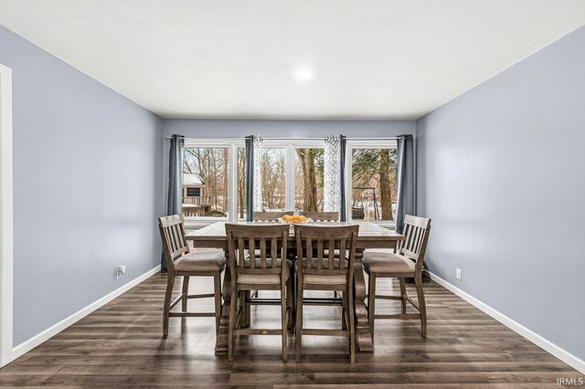 51745 Winding Waters Lane, Elkhart, IN 46514