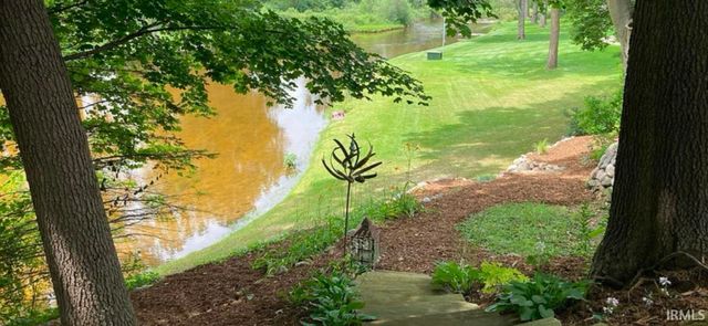 51745 Winding Waters Lane, Elkhart, IN 46514