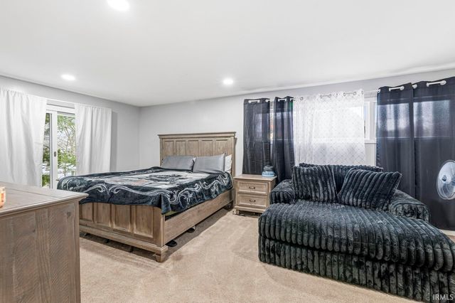 51745 Winding Waters Lane, Elkhart, IN 46514